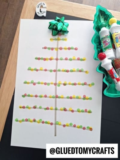Christmas Tree Craft Idea - draw lines and use paint dabbers to fill in the branches