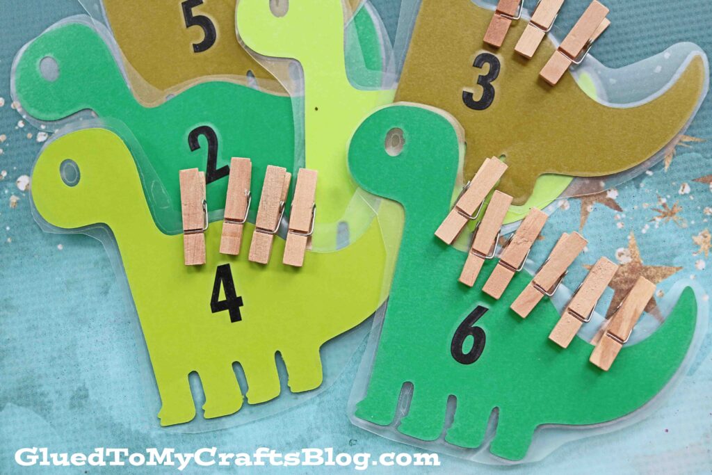 Handmade Counting Dinosaur Game Busy Bag Activity For Toddlers