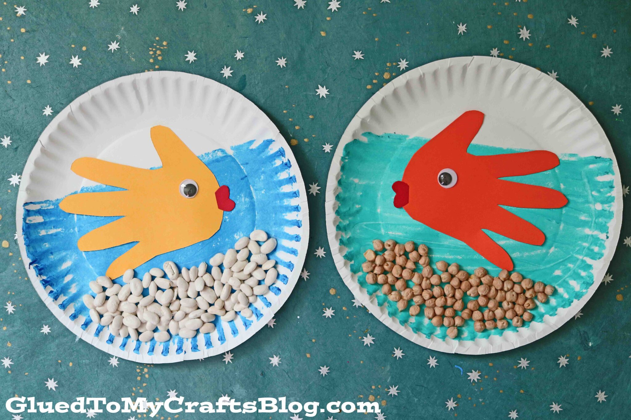 Paper Plate Fishbowl w/Handprint Fish