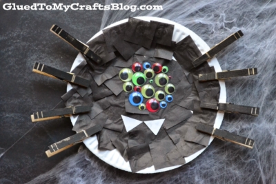Paper Plate Halloween Spider {Kid Craft}