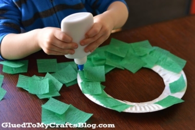 Paper Plate Christmas Wreath - Kid Craft Idea