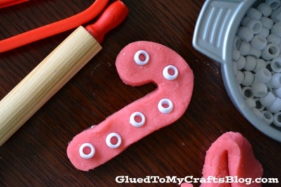 No Cook Peppermint Playdough Recipe For The Holidays