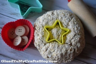 Homemade Oatmeal Playdough Recipe