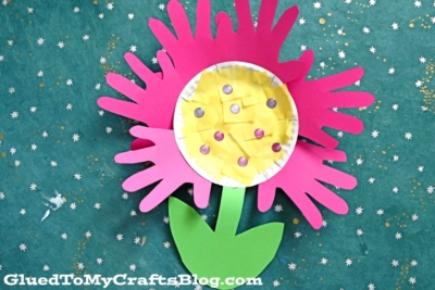 Paper Plate Flower With Handprint Petals