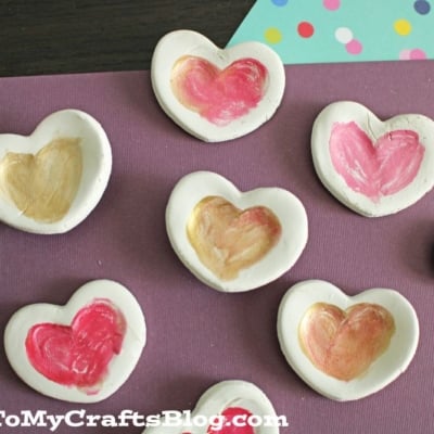 Thumbprint Heart Magnets Craft Idea For Mother's Day
