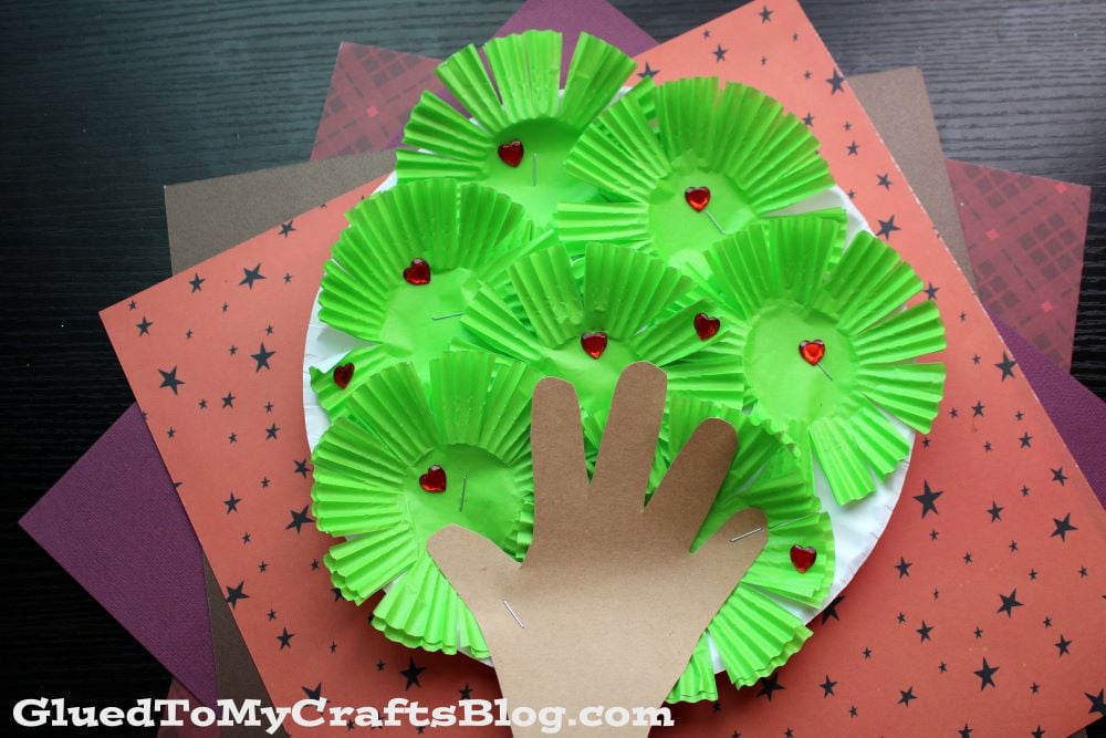 Apple Tree Craft Made With A Paper Plate & Cupcake Liners