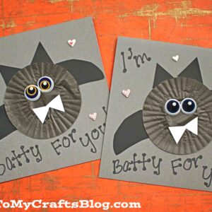 Cupcake Liner Bat Cards For Halloween
