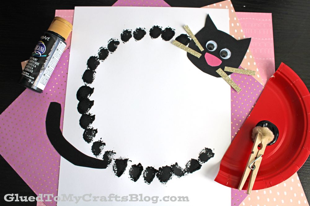 Pom Pom Stamped Cat Craft Idea For Kids