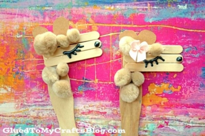 Pom Pom & Craft Stick Llama Puppet