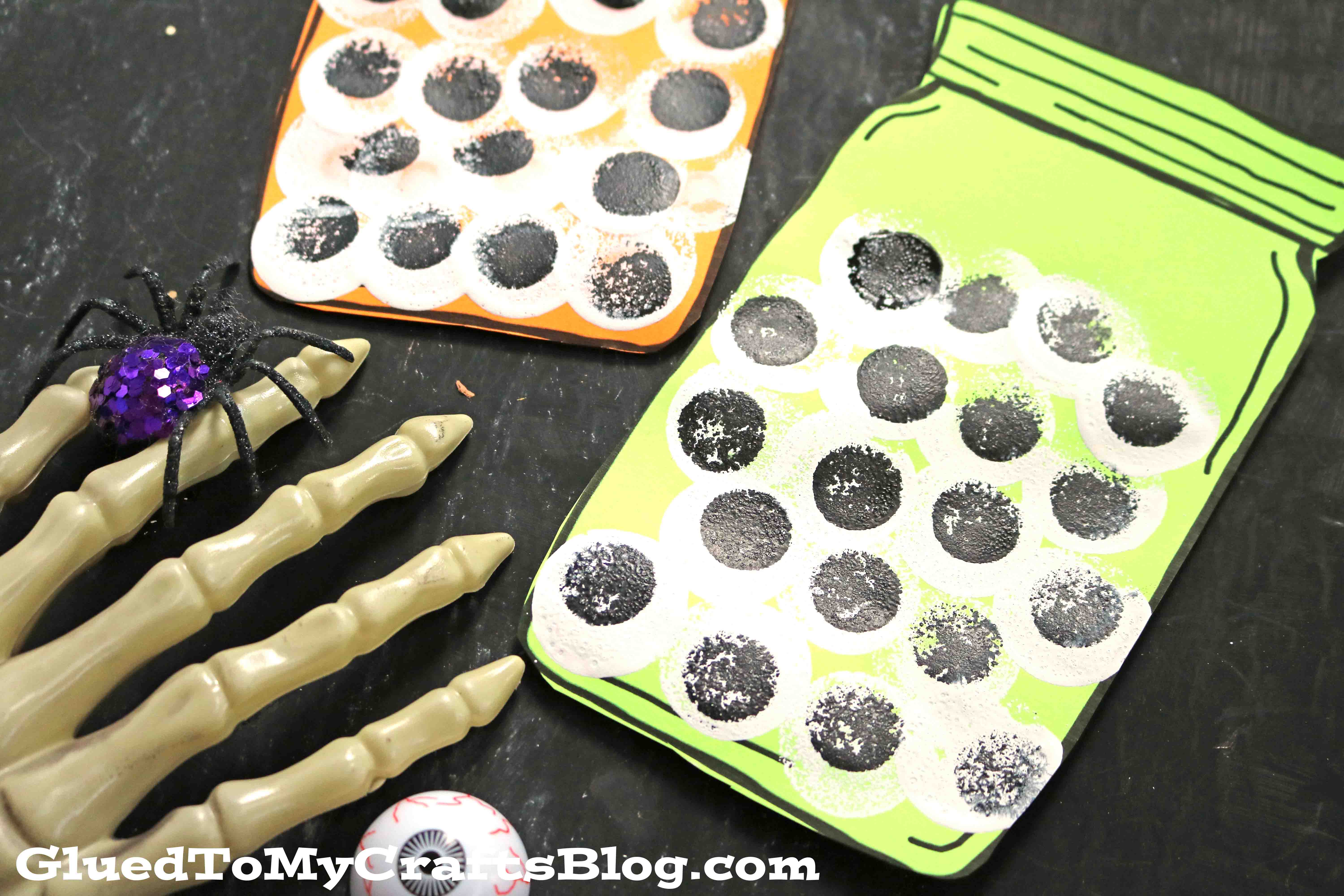 Stamped Eyeball Jar - Halloween Kid Craft