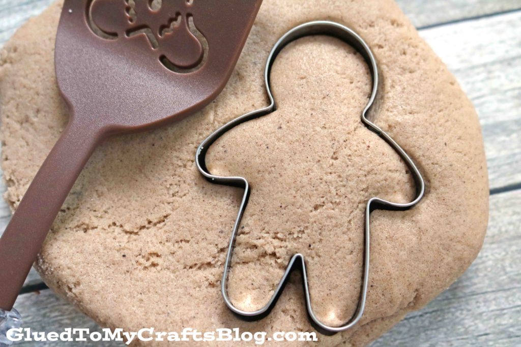 No Cook Gingerbread Scented Playdough