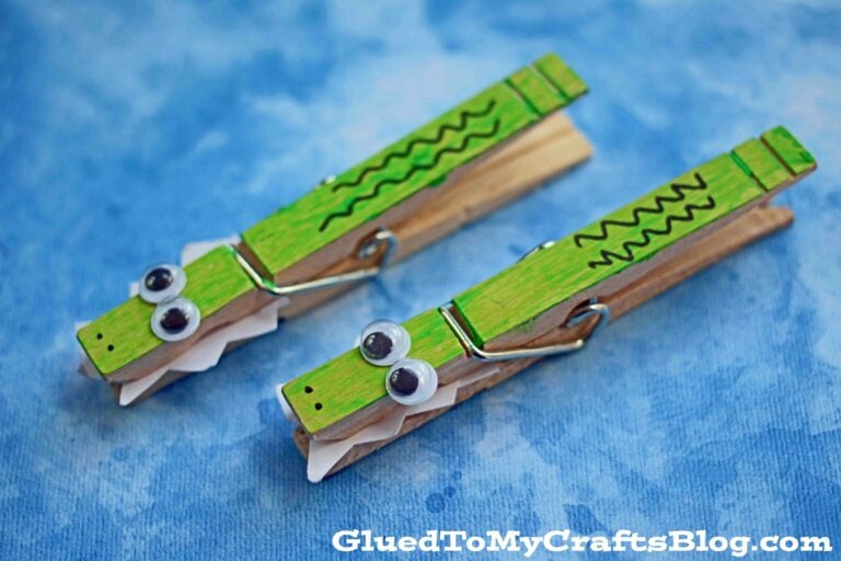Clothespin Alligator Puppet Craft