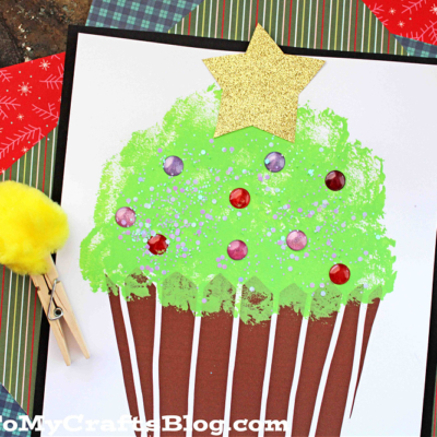 Pom Pom Stamped Christmas Tree Cupcake
