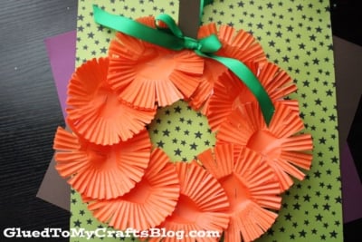 Cupcake Liner Pumpkin Wreath Craft Idea