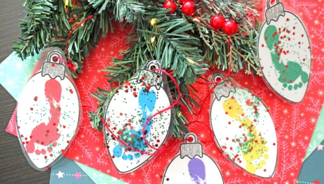 Baby Footprint Christmas Ornament Garland