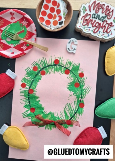 FORK PAINTED CHRISTMAS WREATH