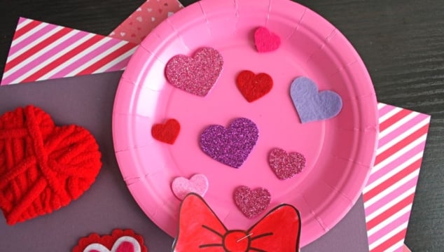 Paper Plate Balloon Craft For Valentine's Day