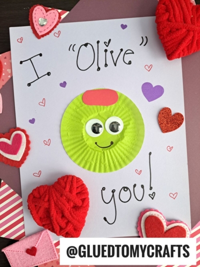 OLIVE CARD USING A GREEN CUPCAKE LINER