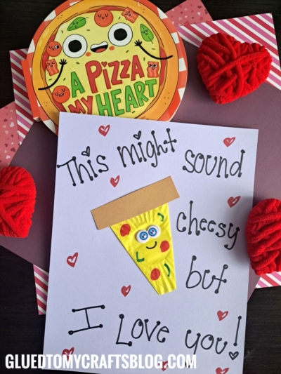 PIZZA CARD CRAFT IDEA USING A YELLOW CUPCAKE LINER