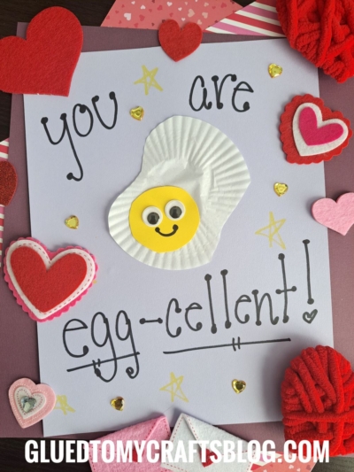 CUPCAKE LINER EGG CARD