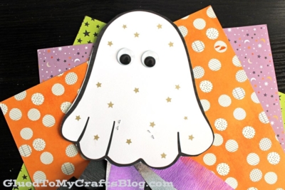 Spooky Fun with Crepe Paper Ghost Wands for Halloween!