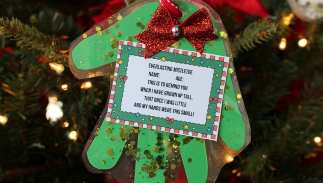Handprint Everlasting Mistletoe Ornament