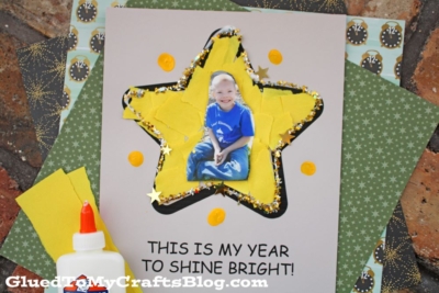 Torn Paper Star Craft Idea For New Year's Eve