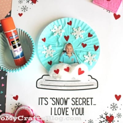 Cupcake Liner Snow Globe Card - It's Snow Secret