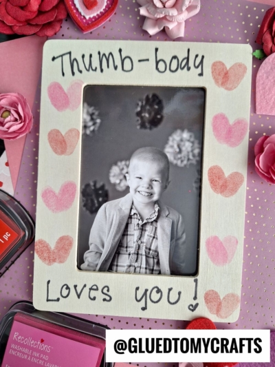 THUMB-BODY PICTURE FRAME CRAFT IDEA