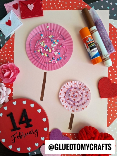 CUPCAKE LINER LOLLIPOPS