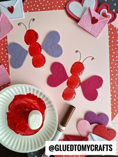 USE A MARSHMALLOW TO STAMPED THESE LOVE BUGS ON PAPER