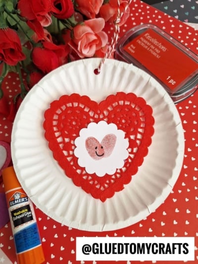 PAPER PLATE & THUMBPRINT ORNAMENT IDEA