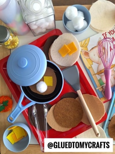 DRAMATIC PLAY IDEA FOR "IF YOU GIVE A PIG A PANCAKE" - USE CRAFT FELT TO MAKE THE PANCAKES