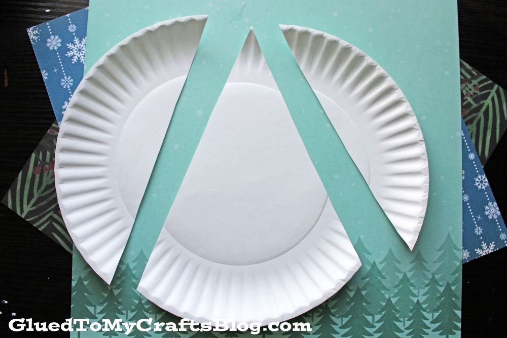 Paper Plate & Torn Paper Christmas Tree Craft for Kids