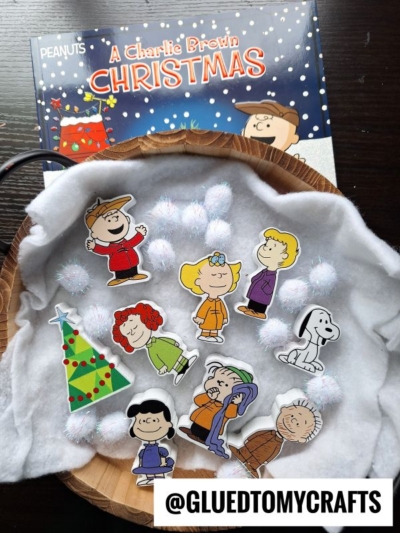 CHARLIE BROWN CHRISTMAS BOOK