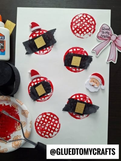 Potato Masher Stamped Santa Belly - use crepe paper for his belt
