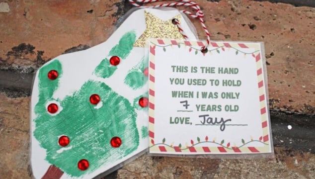 This Is The Hand You Use To Hold Christmas Gift Tag Printable